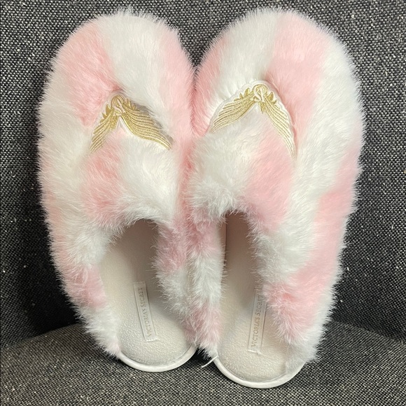 Victoria's Secret Fluffy Pink and White Slippers - Picture 2 of 6